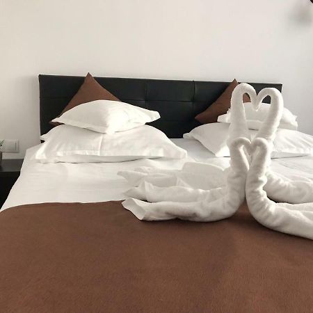 Apartament Mont Blanc Sinaia Buitenkant foto