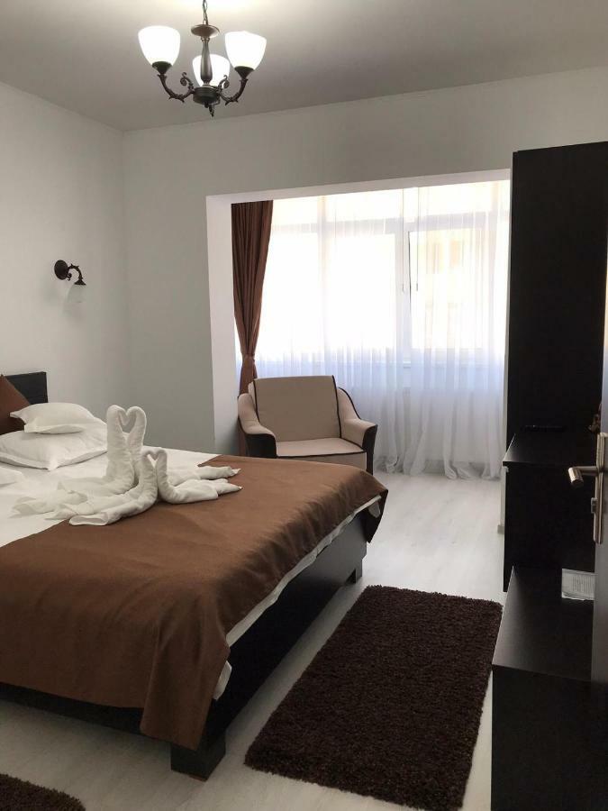 Apartament Mont Blanc Sinaia Buitenkant foto